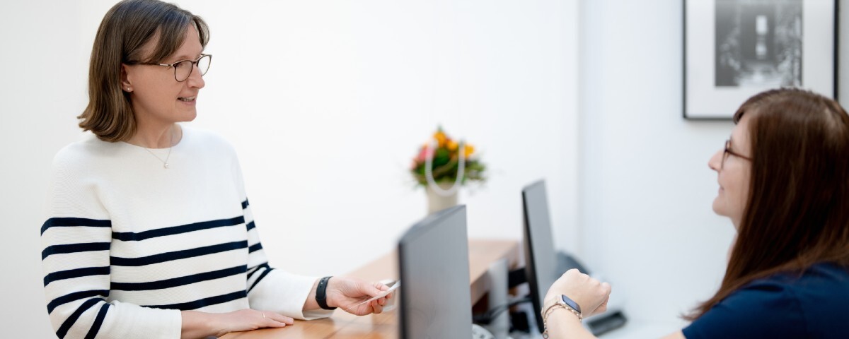 Mitarbeiterin Patientenempfang & Service (m/w/d), 1. Bild